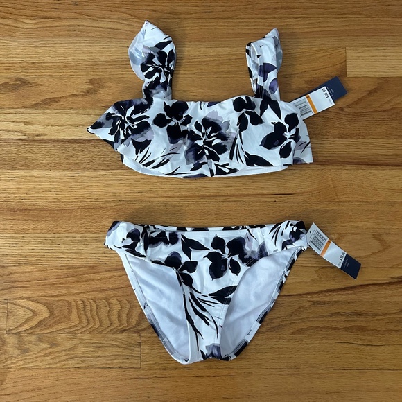 Aqua Couture Other - Two piece swimsuit